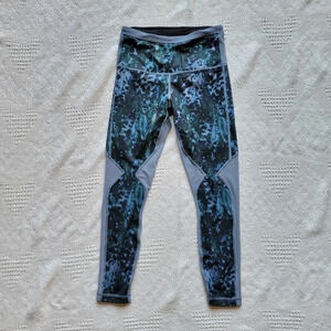 Lululemon Blue Printed High Rise Running In The City 7/8 Tights Mesh panels in